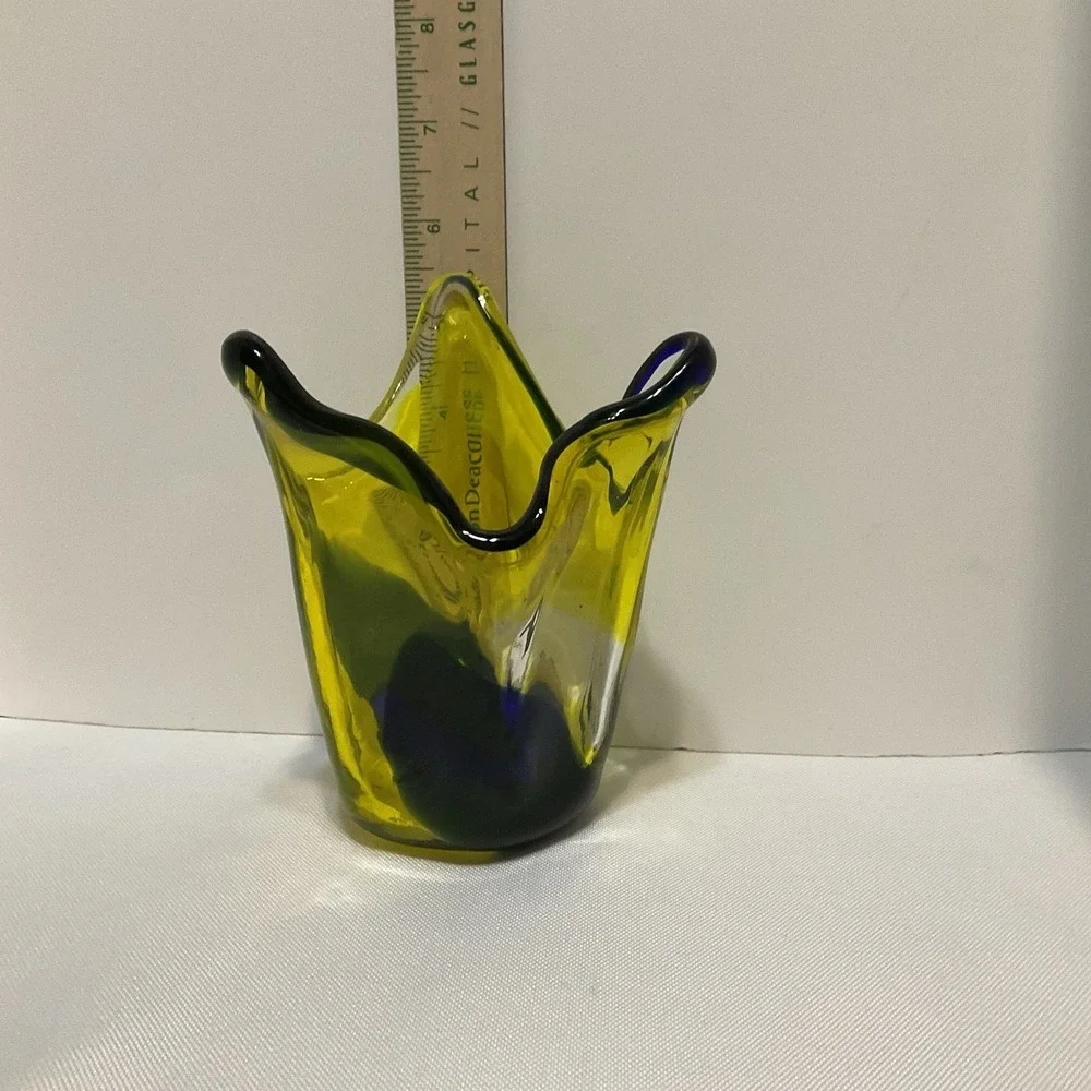Large Handkerchief Vase Ombre Art Sculpture Handblown Yellow‎ Blue Green - Japan